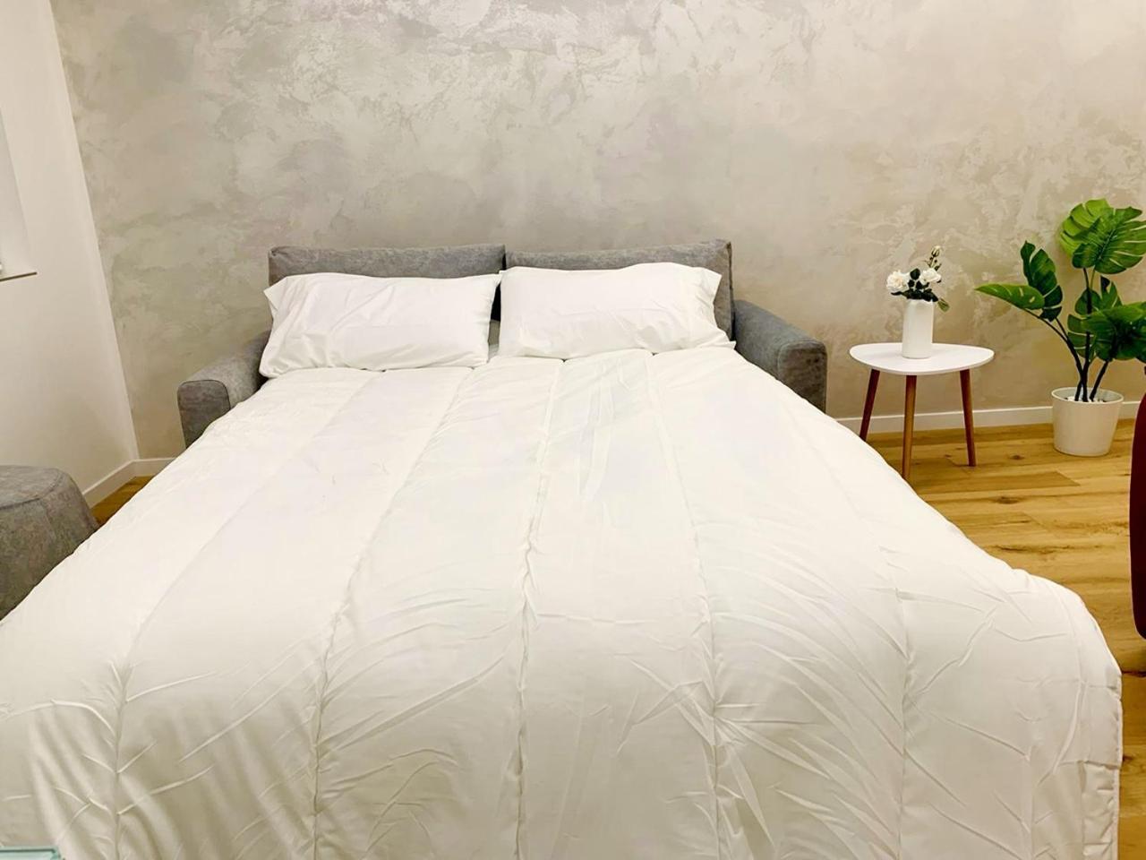 Blucavana, Casa Vacanze In Centro A Triest Zewnętrze zdjęcie