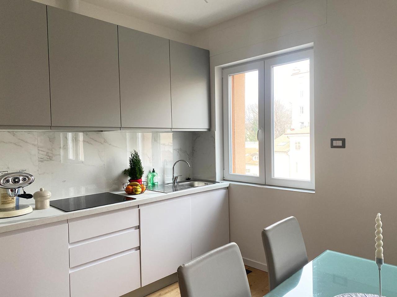 Blucavana, Casa Vacanze In Centro A Triest Zewnętrze zdjęcie